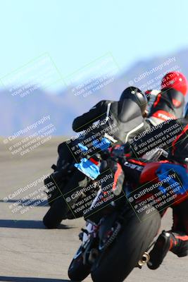 media/Jan-14-2022-Apex Assassins (Fri) [[4609ad47be]]/Trackday 2/Session 3/Turn 12 Backside/